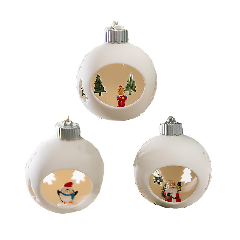  (3) . . LUCIA  ''''   .